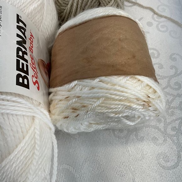 Mixed Yarn Bundle Neutral Colors: Caron Simply Soft Bernat Softee Baby & Stylecr - Picture 5 of 5